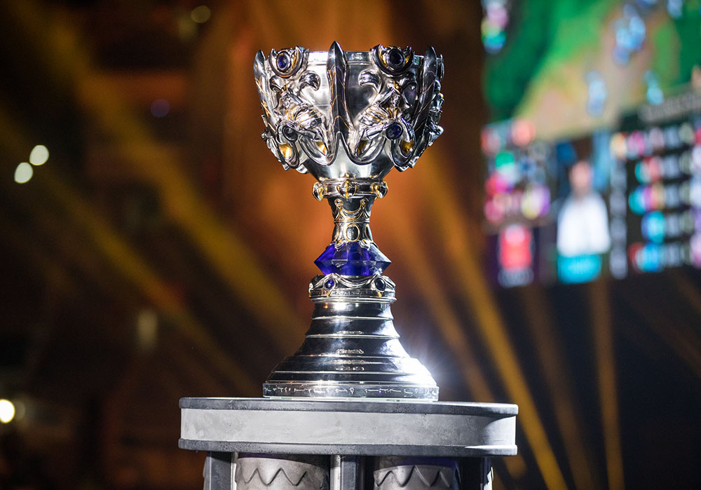 League of Legends Worlds 2019 trophy at the Eiffel Tower