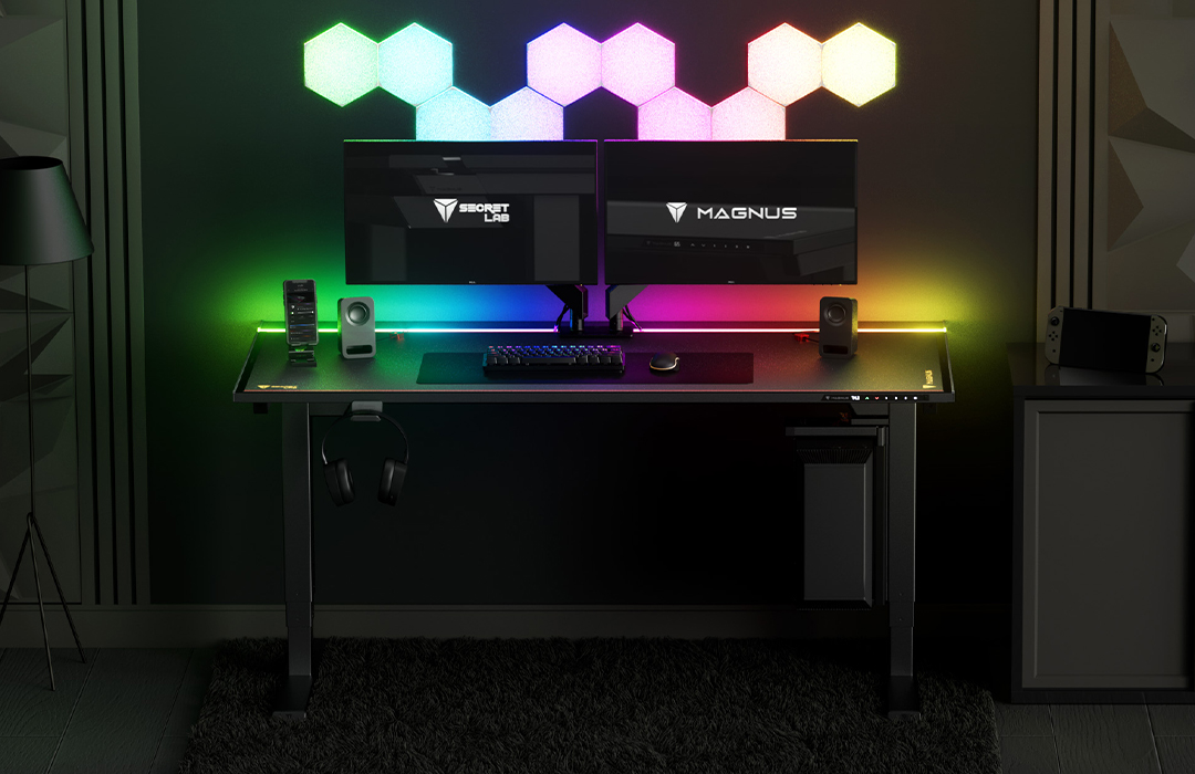 10 Accessories for your Gaming Desk Setup 