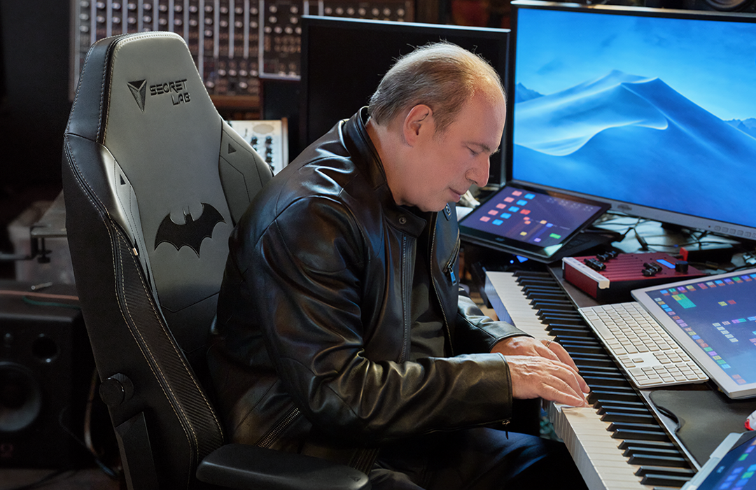 Why Hans Zimmer chose a Secretlab chair for his studio - Secretlab Blog