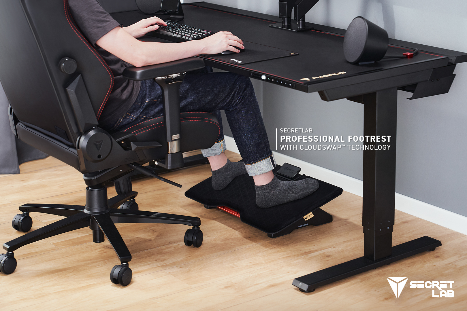 Elevate Footrest by UPLIFT Desk