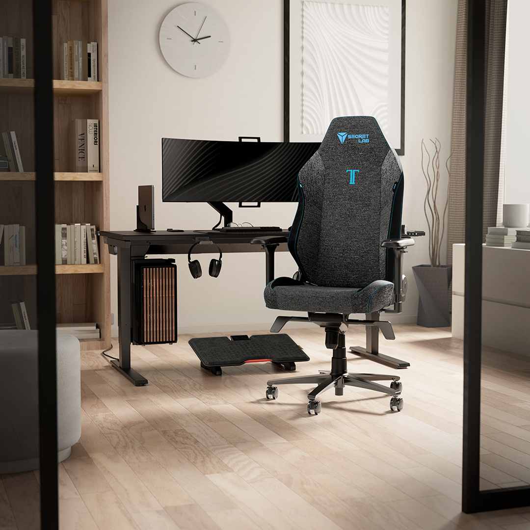 Scandinavian interior home office featuring the Secretlab MAGNUS Pro standing desk and TITAN Evo gaming chair